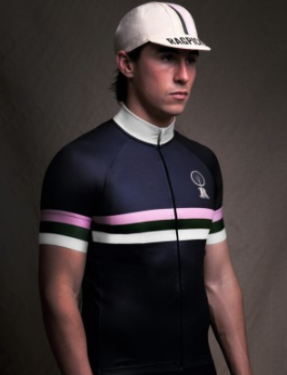fashionable cycling clothes